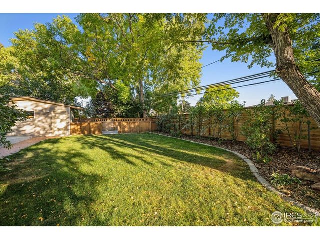 8612 W 69th Pl, Arvada, CO 80004