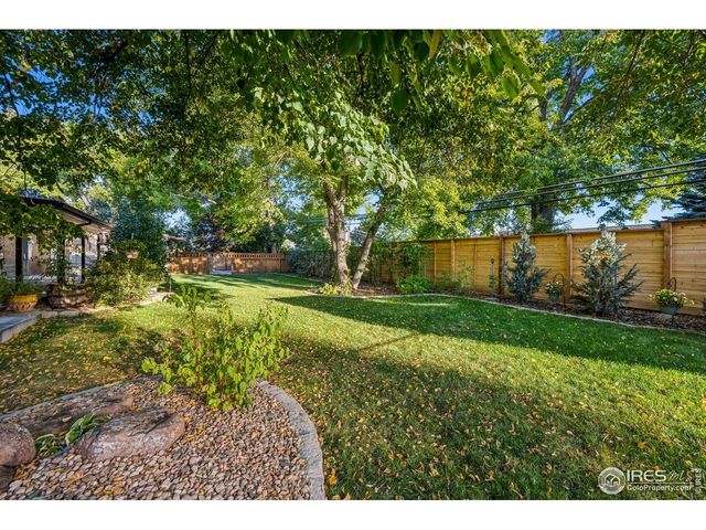 8612 W 69th Pl, Arvada, CO 80004