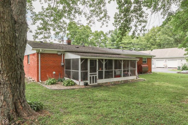 8025 W Sycamore Road, Fairland, IN 46126