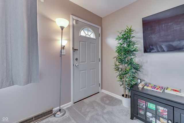 8025 W Sycamore Road, Fairland, IN 46126