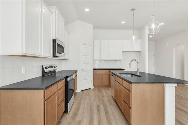 3176 Margaret Rudder Parkway, Bryan, TX 77808