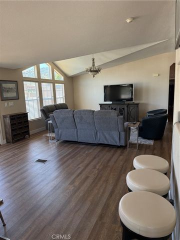 32838 Almond Tree Lane, Wildomar, CA 92595