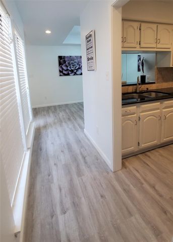 5100 Verde Valley Lane 167, Dallas, TX 75254