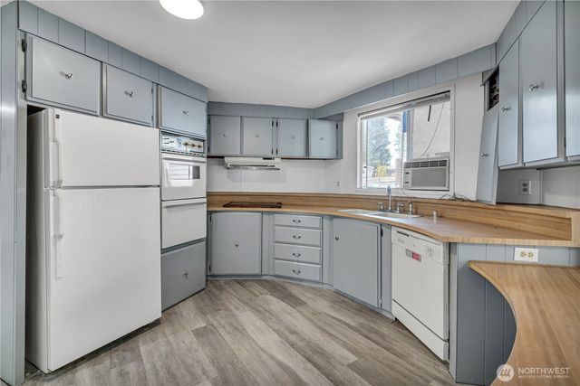 22612 115th Place SE, Kent, WA 98031