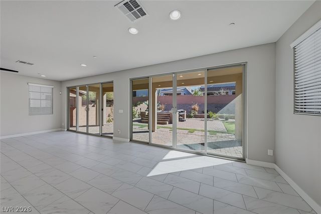 11 Flora Sagio Avenue, Henderson, NV 89011