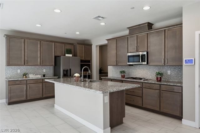 11 Flora Sagio Avenue, Henderson, NV 89011