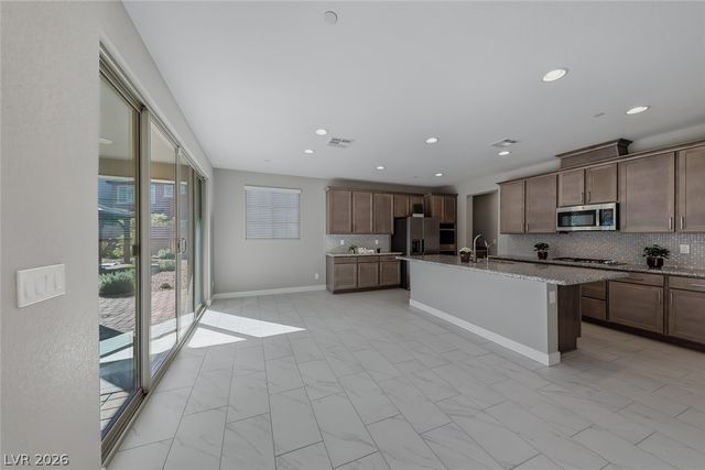 11 Flora Sagio Avenue, Henderson, NV 89011