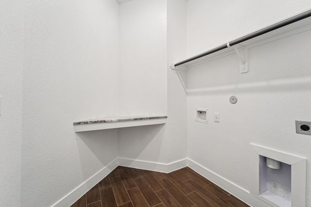 26014 S Outrider Banks, Montgomery, TX 77316