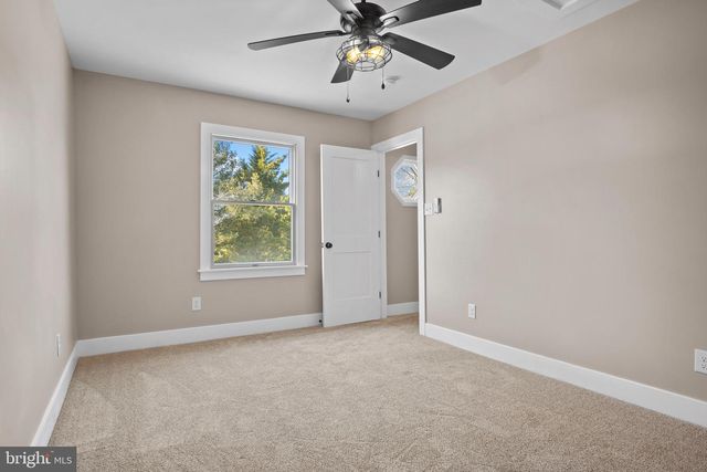 9729 TIMMONSTOWN RD, Berlin, MD 21811