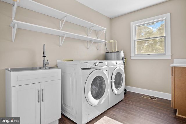 9729 TIMMONSTOWN RD, Berlin, MD 21811