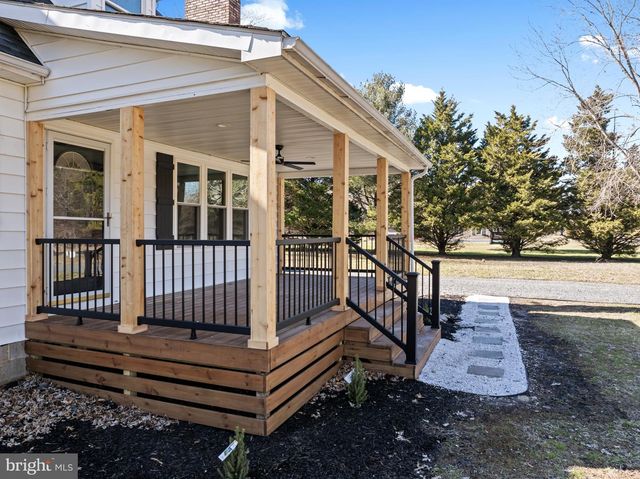 9729 TIMMONSTOWN RD, Berlin, MD 21811