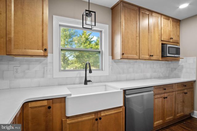 9729 TIMMONSTOWN RD, Berlin, MD 21811