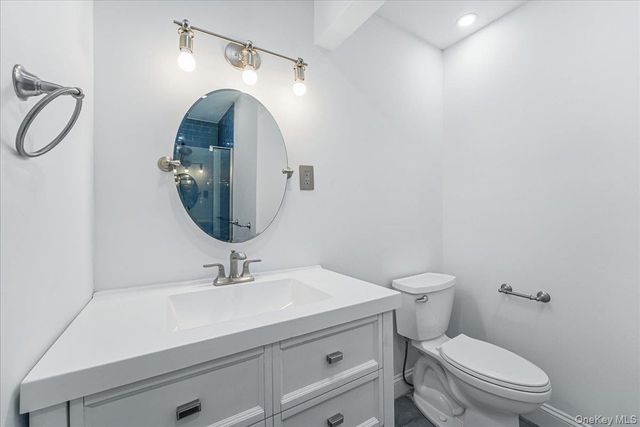 222 Blue Point Road, Farmingville, NY 11738