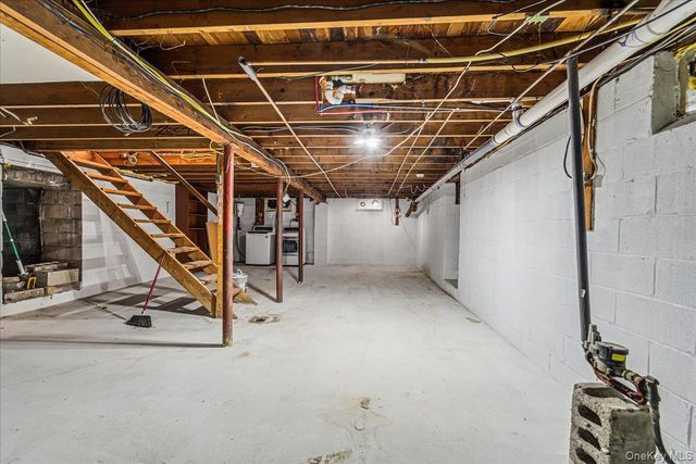 222 Blue Point Road, Farmingville, NY 11738