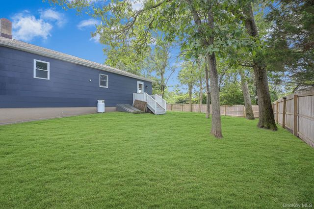 222 Blue Point Road, Farmingville, NY 11738