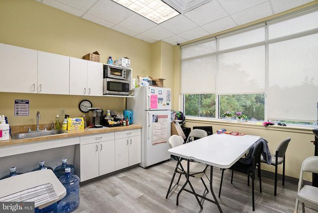 2901 DUTTON MILL RD #210, Aston, PA 19014