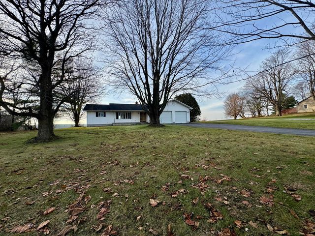 351 Mason Rd Road, Champlain, NY 12919