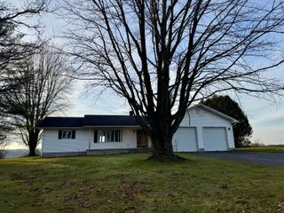 351 Mason Rd Road, Champlain, NY 12919