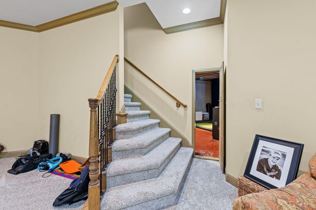 1714 WORCESTER LN, Columbia, MO 65203