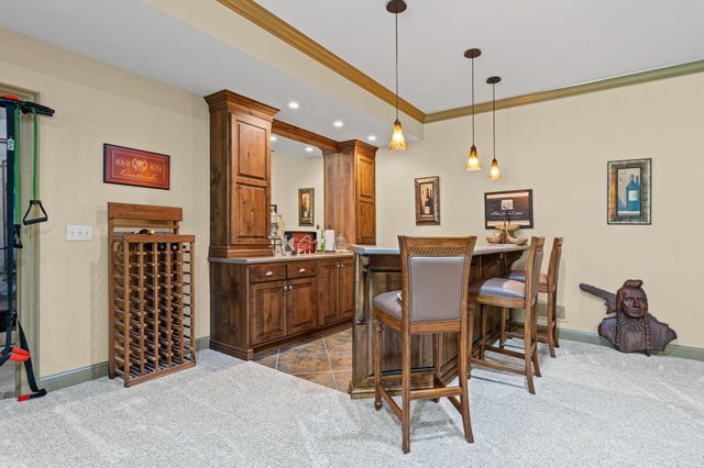 1714 WORCESTER LN, Columbia, MO 65203