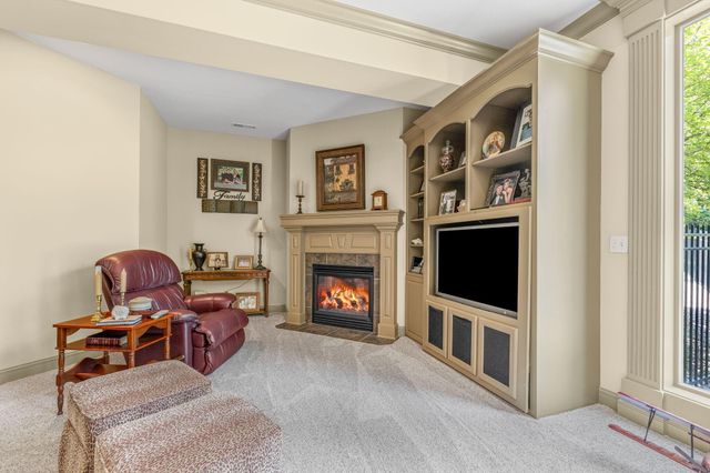 1714 WORCESTER LN, Columbia, MO 65203