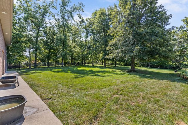 1714 WORCESTER LN, Columbia, MO 65203