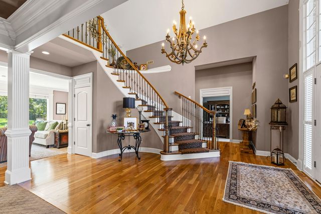 1714 WORCESTER LN, Columbia, MO 65203