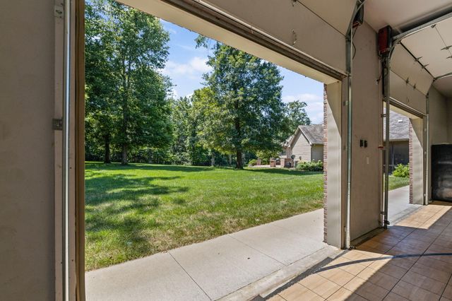 1714 WORCESTER LN, Columbia, MO 65203