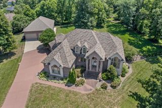 1714 WORCESTER LN, Columbia, MO 65203