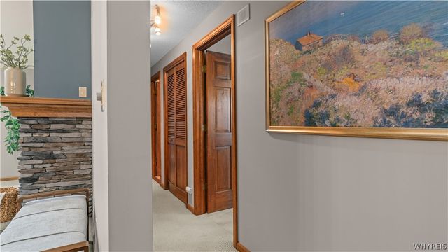 59 Southwick Drive, Orchard Park, NY 14127