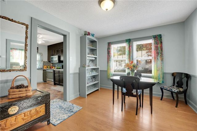 1412 W 5th Street, Sedalia, MO 65301