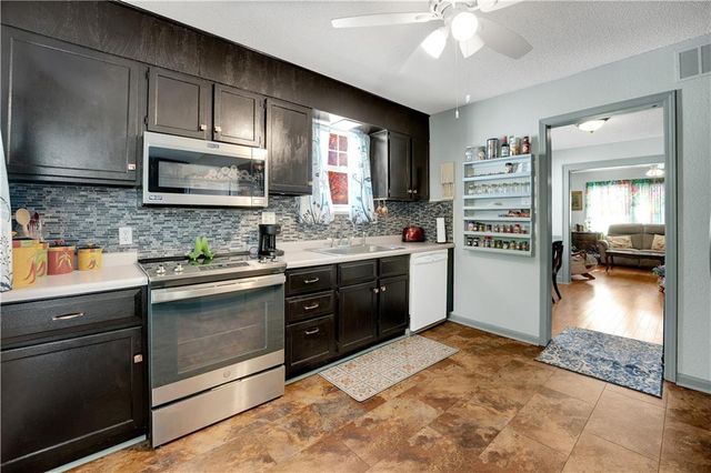 1412 W 5th Street, Sedalia, MO 65301