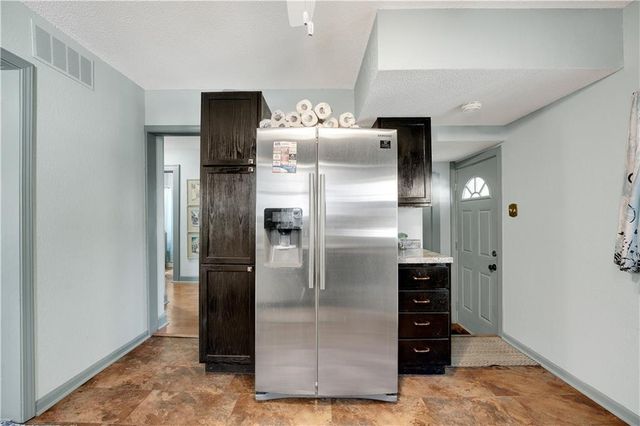 1412 W 5th Street, Sedalia, MO 65301