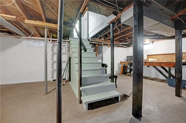 1412 W 5th Street, Sedalia, MO 65301