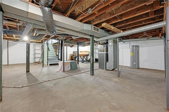 1412 W 5th Street, Sedalia, MO 65301