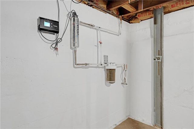 1412 W 5th Street, Sedalia, MO 65301