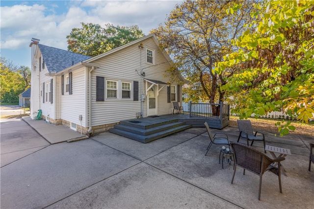 1412 W 5th Street, Sedalia, MO 65301