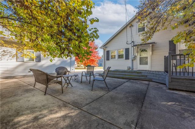 1412 W 5th Street, Sedalia, MO 65301