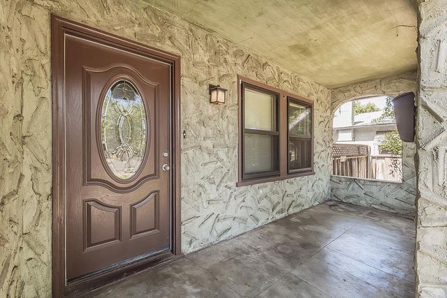 750 E Yale Avenue, Fresno, CA 93704