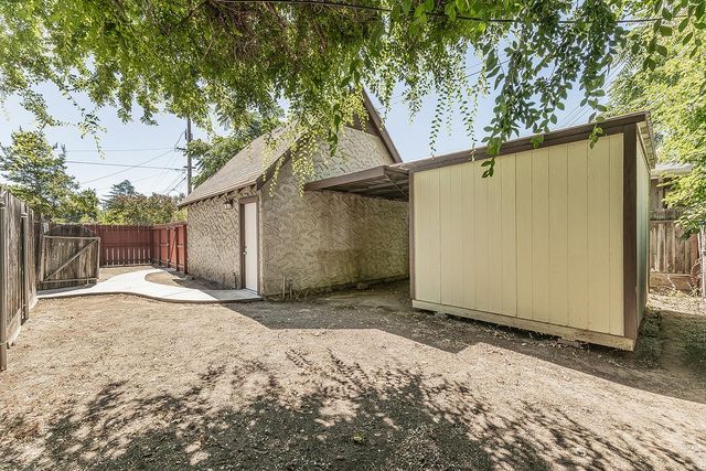 750 E Yale Avenue, Fresno, CA 93704