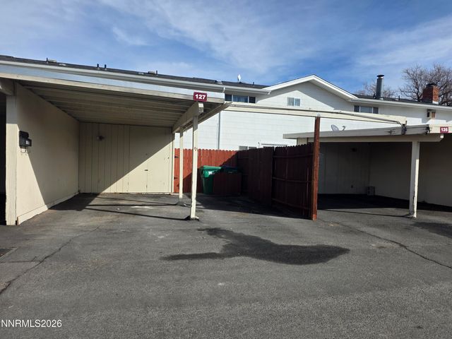 127 Smithridge Park, Reno, NV 89502