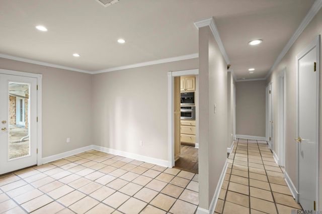 260 Duplantier Blvd, Baton Rouge, LA 70808