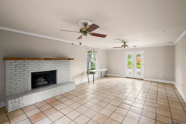 260 Duplantier Blvd, Baton Rouge, LA 70808