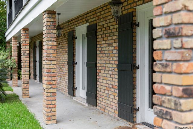 260 Duplantier Blvd, Baton Rouge, LA 70808
