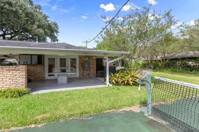 260 Duplantier Blvd, Baton Rouge, LA 70808