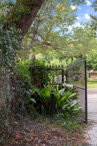 260 Duplantier Blvd, Baton Rouge, LA 70808