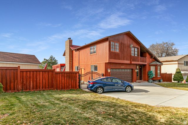 9650 S BUTTONWOOD DR, Sandy, UT 84092