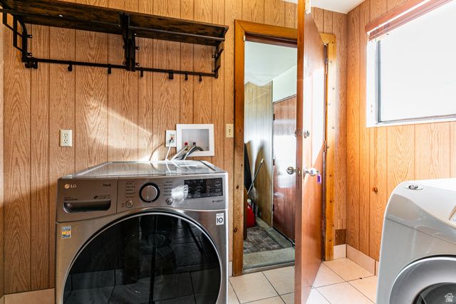 9650 S BUTTONWOOD DR, Sandy, UT 84092