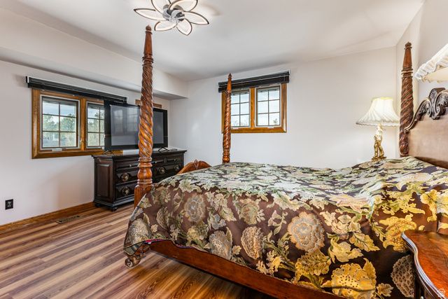 9650 S BUTTONWOOD DR, Sandy, UT 84092