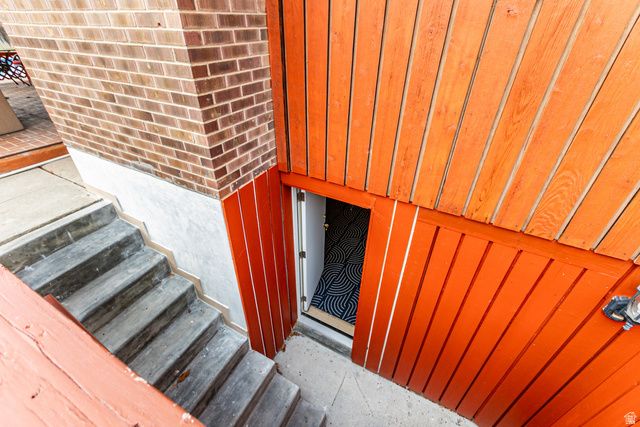 9650 S BUTTONWOOD DR, Sandy, UT 84092